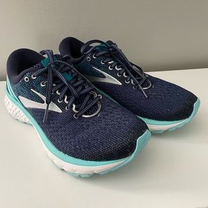 Brooks Ghost 11 running shoes